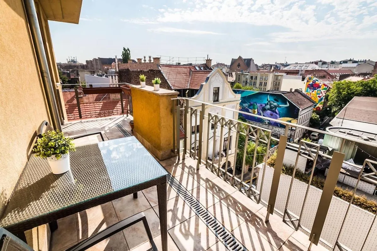 Central Penthouse Free Parking 2Balconies Ac Nice Budapest Lejlighed