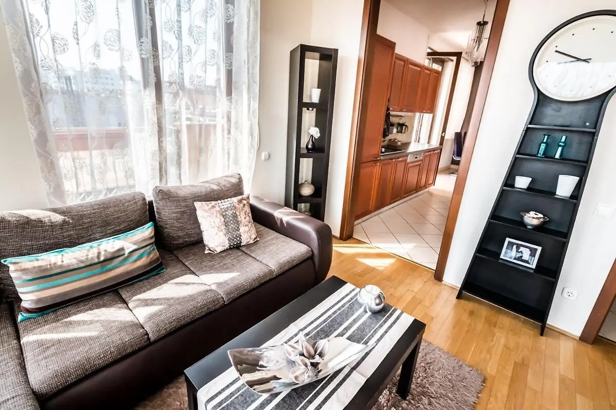 Central Penthouse Free Parking 2Balconies Ac Nice Budapest 0*,  Ungarn